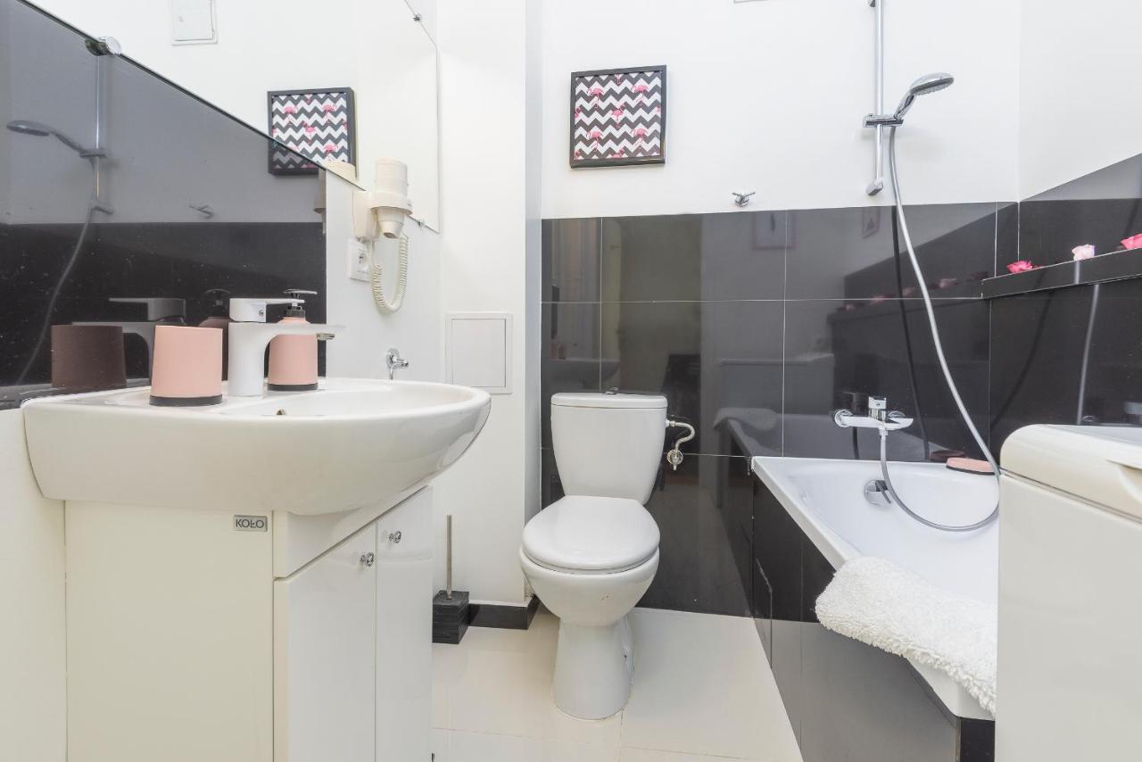 Bright And Modern Apartment In The Heart Of The Old And New Town Varsavia Esterno foto