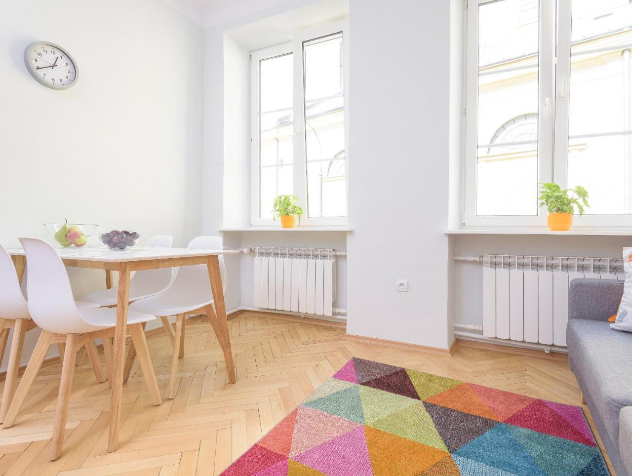 Bright And Modern Apartment In The Heart Of The Old And New Town Varsavia Esterno foto