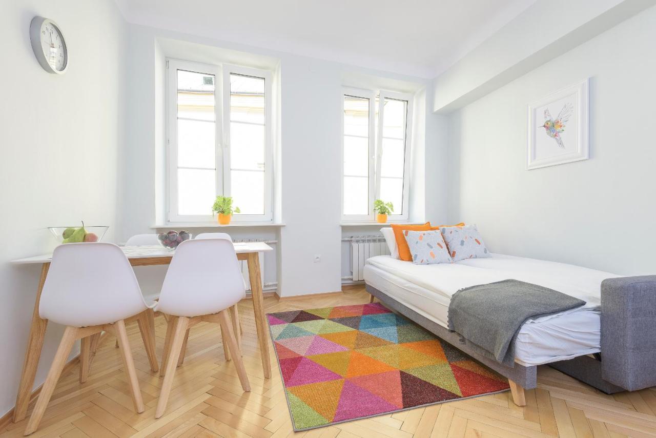 Bright And Modern Apartment In The Heart Of The Old And New Town Varsavia Esterno foto